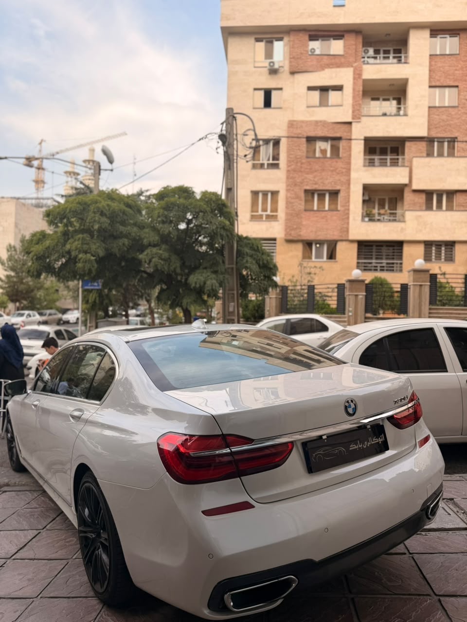 بی‌ام‌و 730li