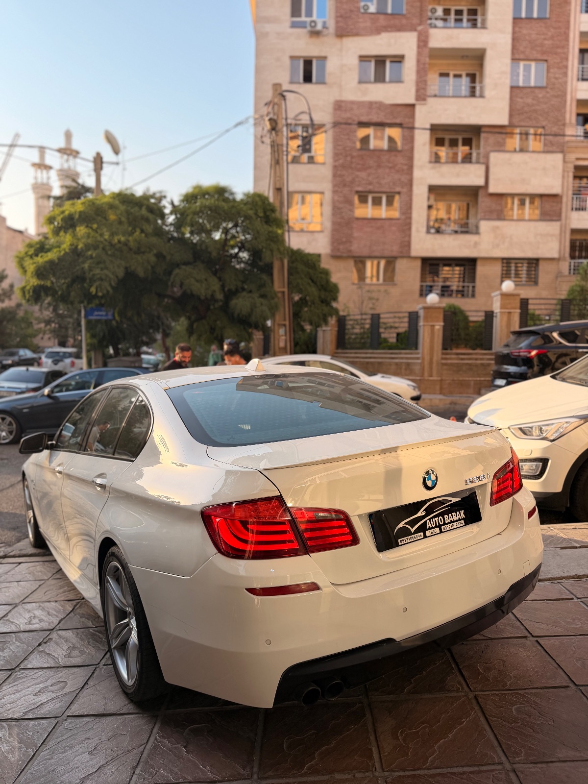 بی‌ام‌و 528