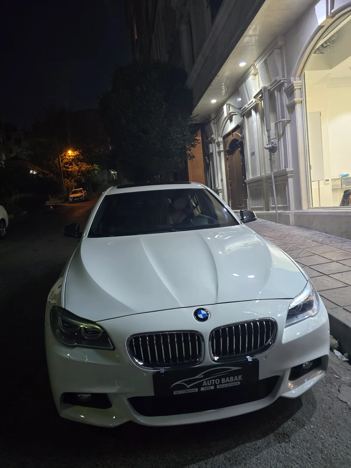 بی‌ام‌و ۵۲۸